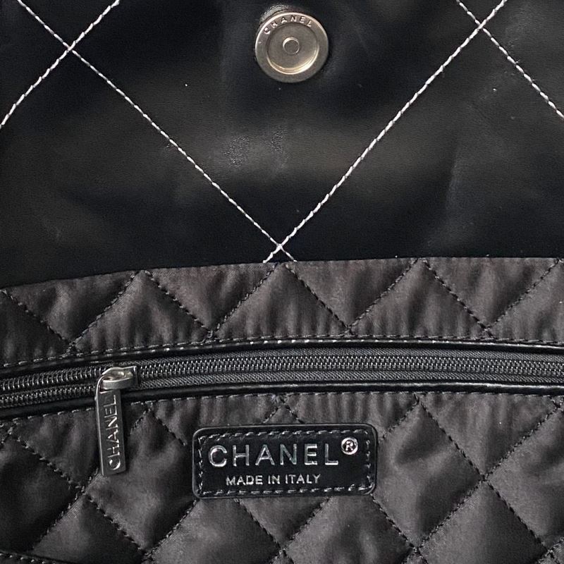 Chanel Hobo 22 Bags